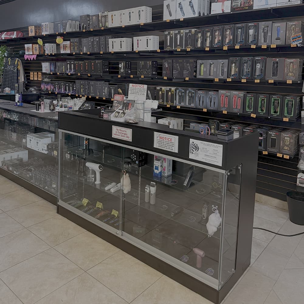 Display case with electronic devices in a store setting